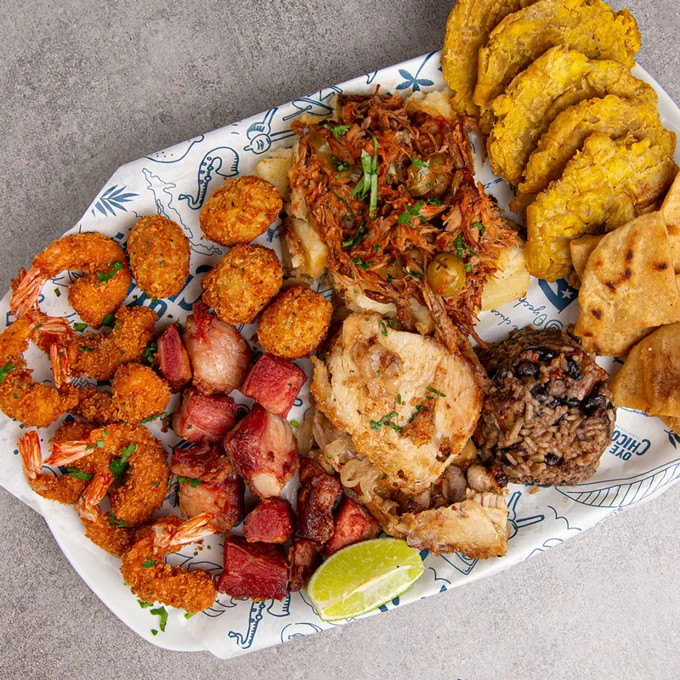 Carneada — Oye Chico, comida cubana
