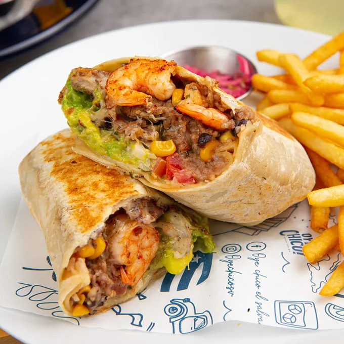 Oye burrito Lomo y Camarones — Oye Chico, comida cubana